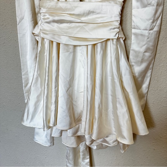 HOUSE OF CB Aryana Ivory Bow Mini Dress NWOT size XS - Picture 11 of 16